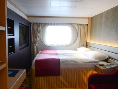 Deluxe Oceanview Stateroom - BA